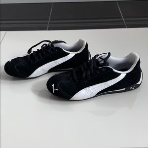 Puma women’s sneakers